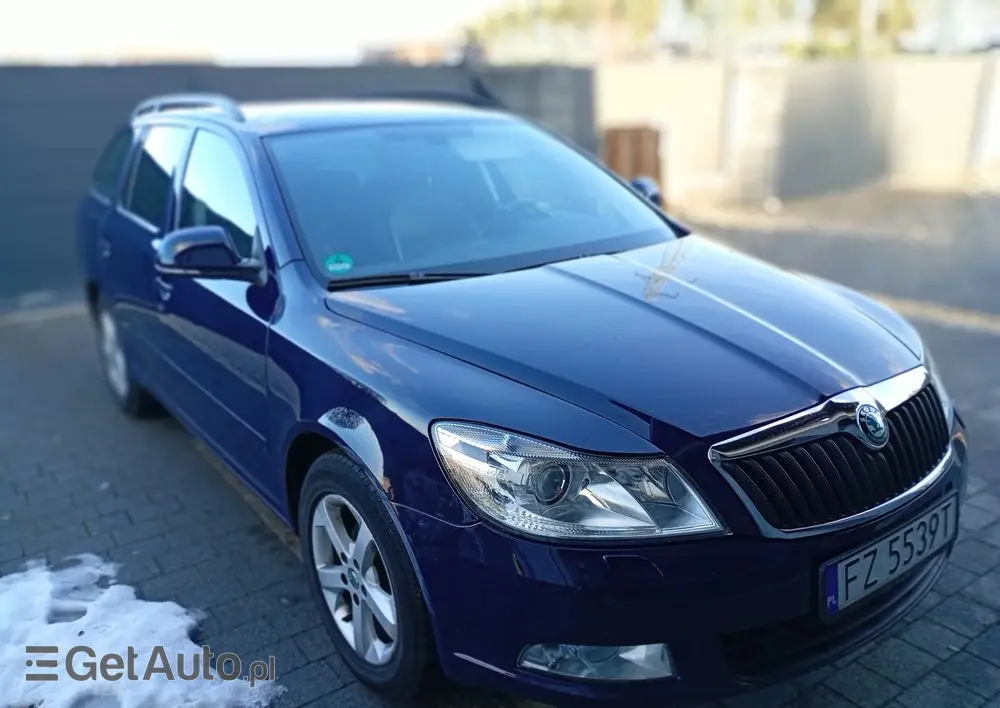 SKODA Octavia 1.6 TDI Ambiente DSG