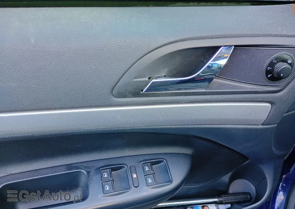 SKODA Octavia 1.6 TDI Ambiente DSG