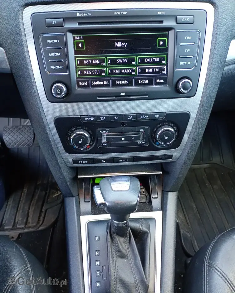 SKODA Octavia 1.6 TDI Ambiente DSG