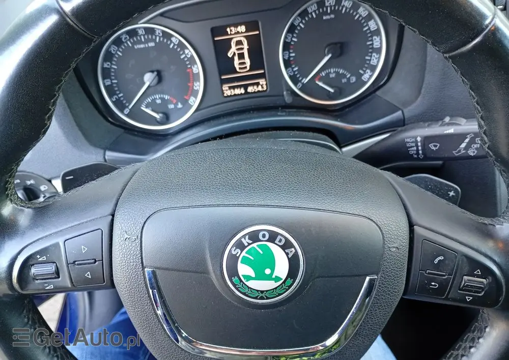 SKODA Octavia 1.6 TDI Ambiente DSG