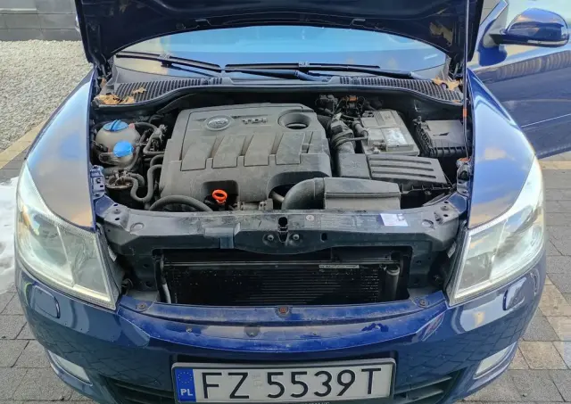 SKODA Octavia 1.6 TDI Ambiente DSG