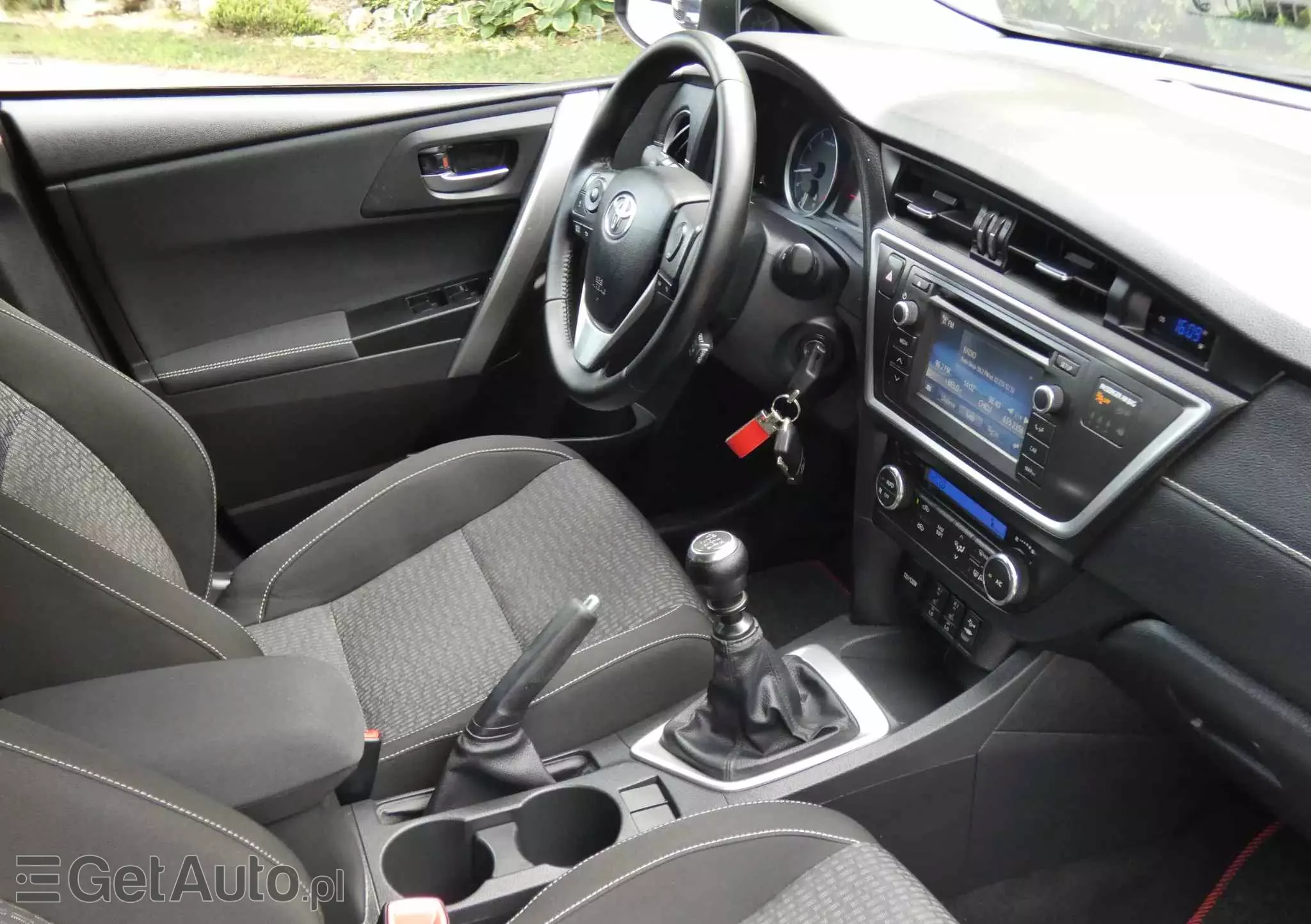 TOYOTA Auris 1.6 Valvematic Executive