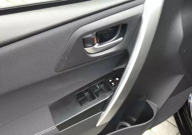 TOYOTA Auris 1.6 Valvematic Executive