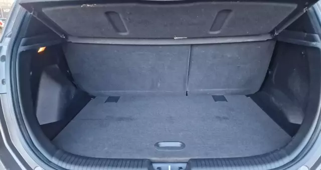 HYUNDAI Ix20 1.4 Premium