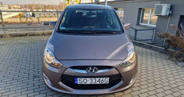 HYUNDAI Ix20 1.4 Premium