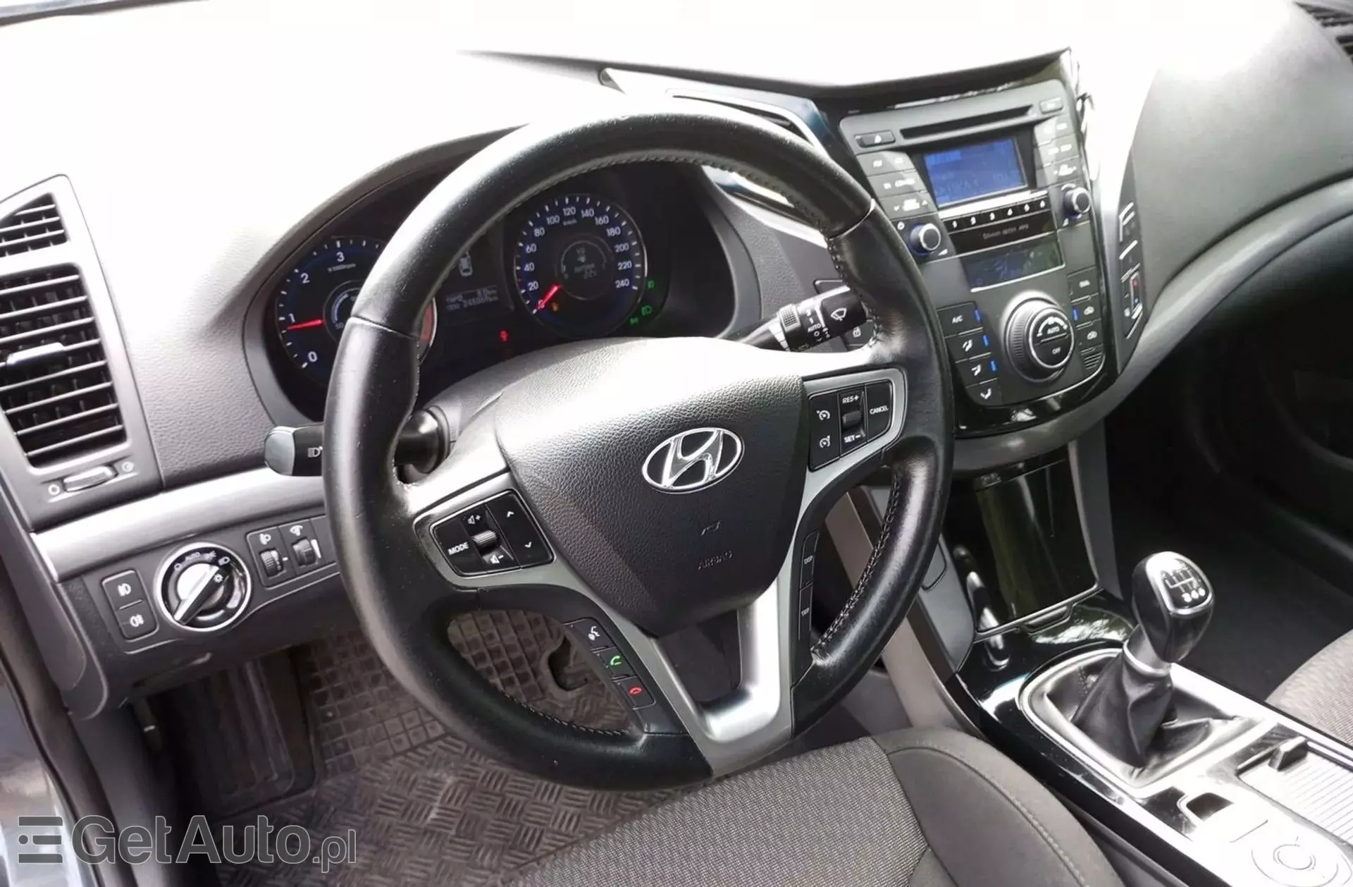 HYUNDAI I40 1.7 CRDi (116 KM)