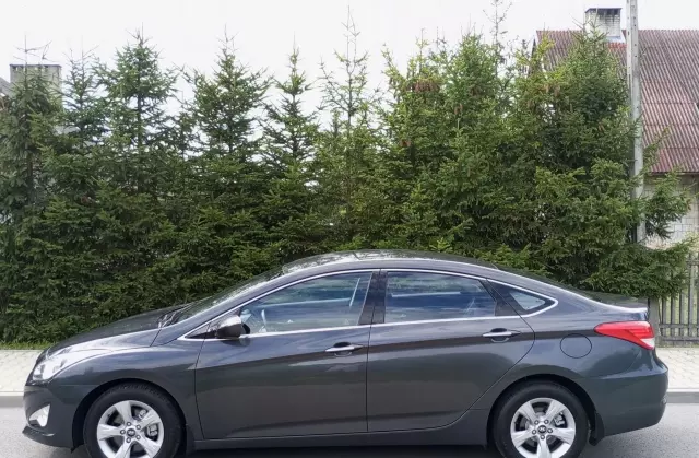HYUNDAI I40 1.7 CRDi (116 KM)