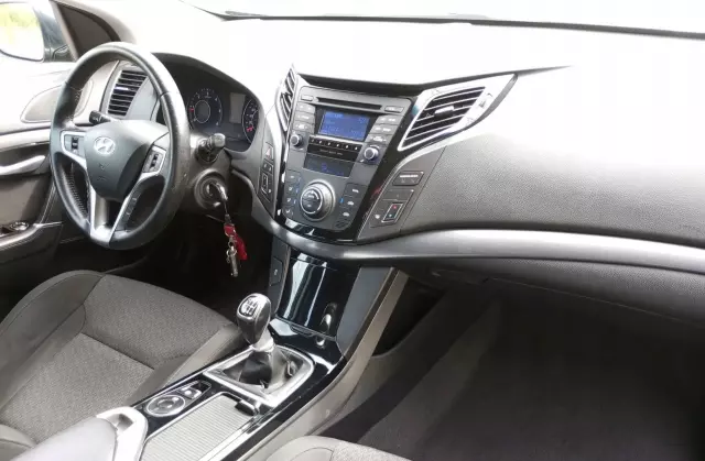 HYUNDAI I40 1.7 CRDi (116 KM)