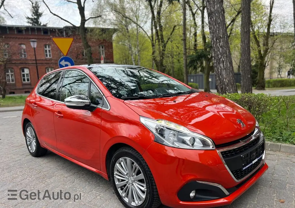 PEUGEOT 208 1.6 BlueHDi Allure S&S