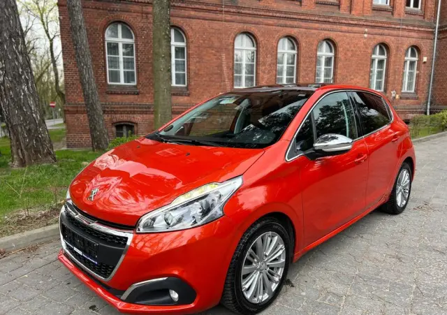 PEUGEOT 208 1.6 BlueHDi Allure S&S