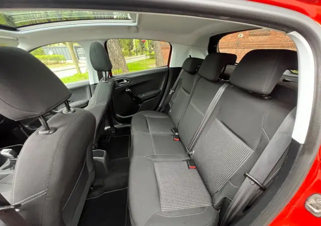 PEUGEOT 208 1.6 BlueHDi Allure S&S