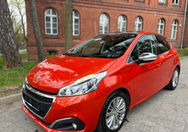 PEUGEOT 208 1.6 BlueHDi Allure S&S