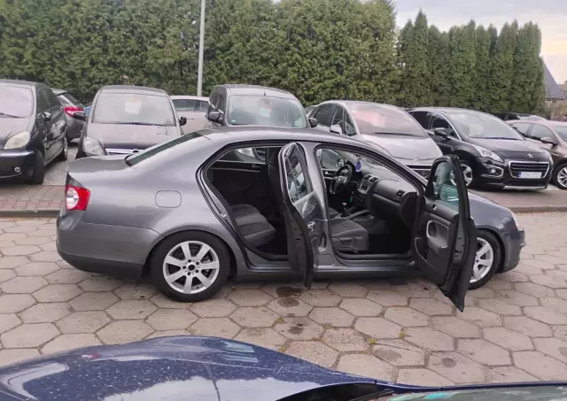 VOLKSWAGEN Jetta 1.9 TDI Comfortline