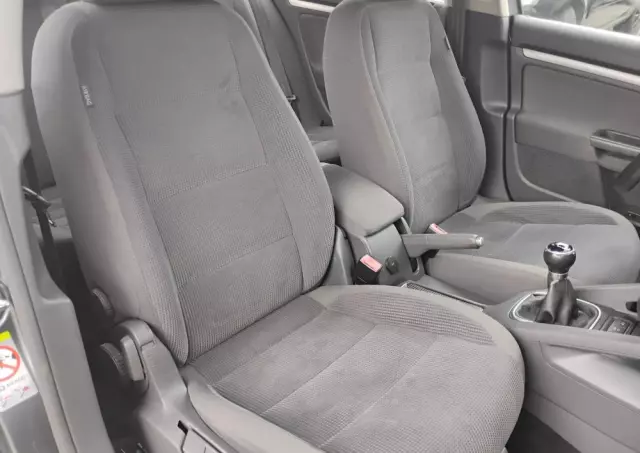 VOLKSWAGEN Jetta 1.9 TDI Comfortline