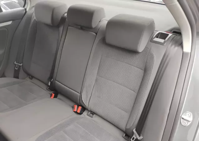 VOLKSWAGEN Jetta 1.9 TDI Comfortline