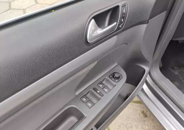 VOLKSWAGEN Jetta 1.9 TDI Comfortline