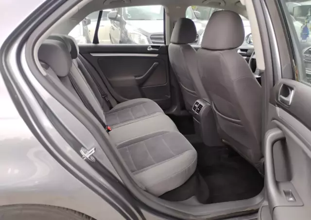 VOLKSWAGEN Jetta 1.9 TDI Comfortline