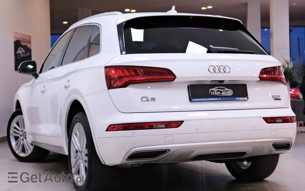 AUDI Q5 2.0 TFSI Quattro Sport S tronic