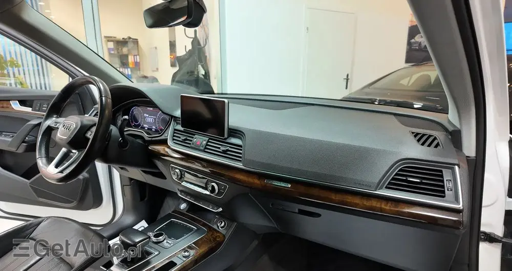 AUDI Q5 2.0 TFSI Quattro Sport S tronic