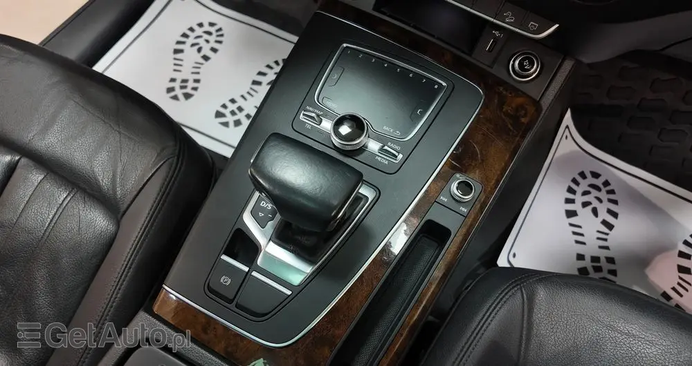 AUDI Q5 2.0 TFSI Quattro Sport S tronic