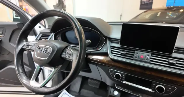 AUDI Q5 2.0 TFSI Quattro Sport S tronic