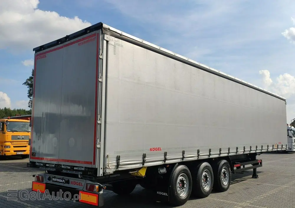 KÖGEL Coil mulda 3 Osie SAF Dach i Boki Zsuwane 