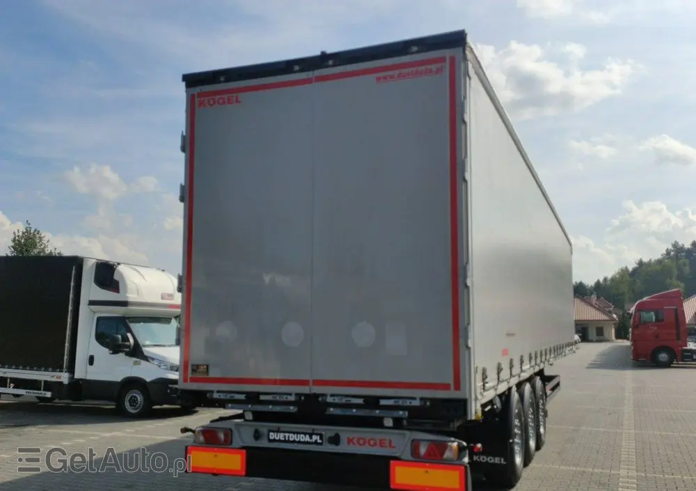 KÖGEL Coil mulda 3 Osie SAF Dach i Boki Zsuwane 