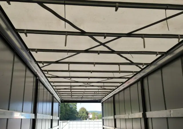 KÖGEL Coil mulda 3 Osie SAF Dach i Boki Zsuwane 