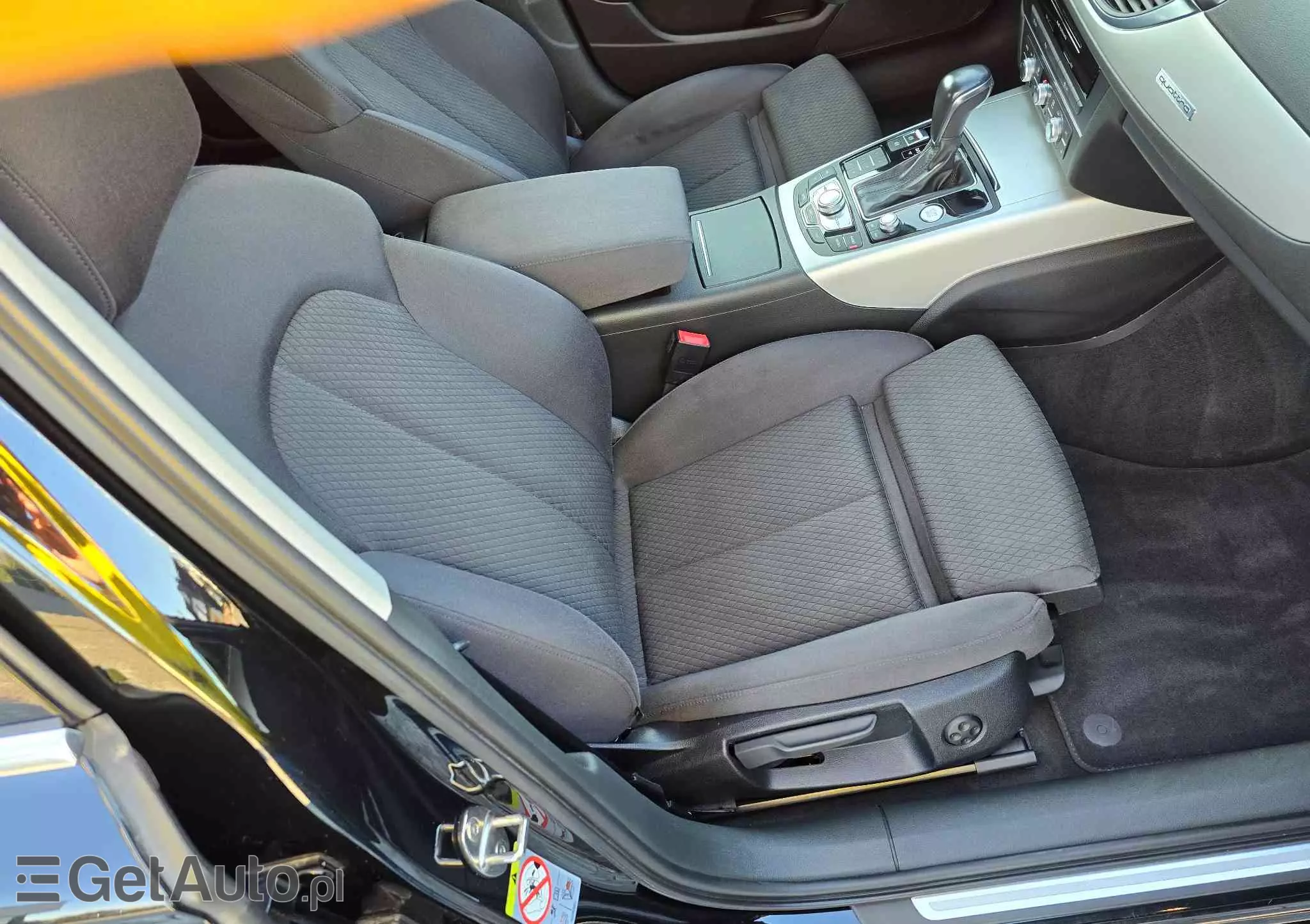 AUDI A6 Avant 2.0 TDI quattro S tronic