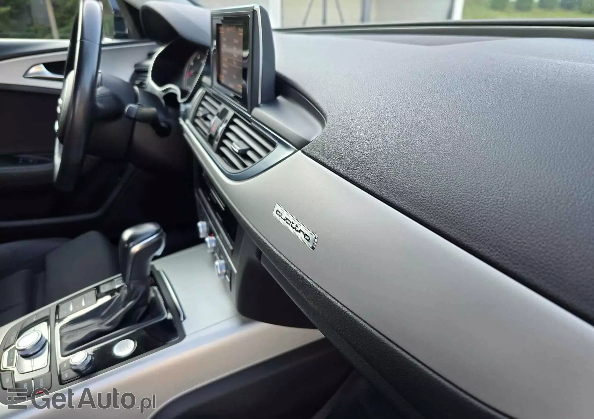 AUDI A6 Avant 2.0 TDI quattro S tronic