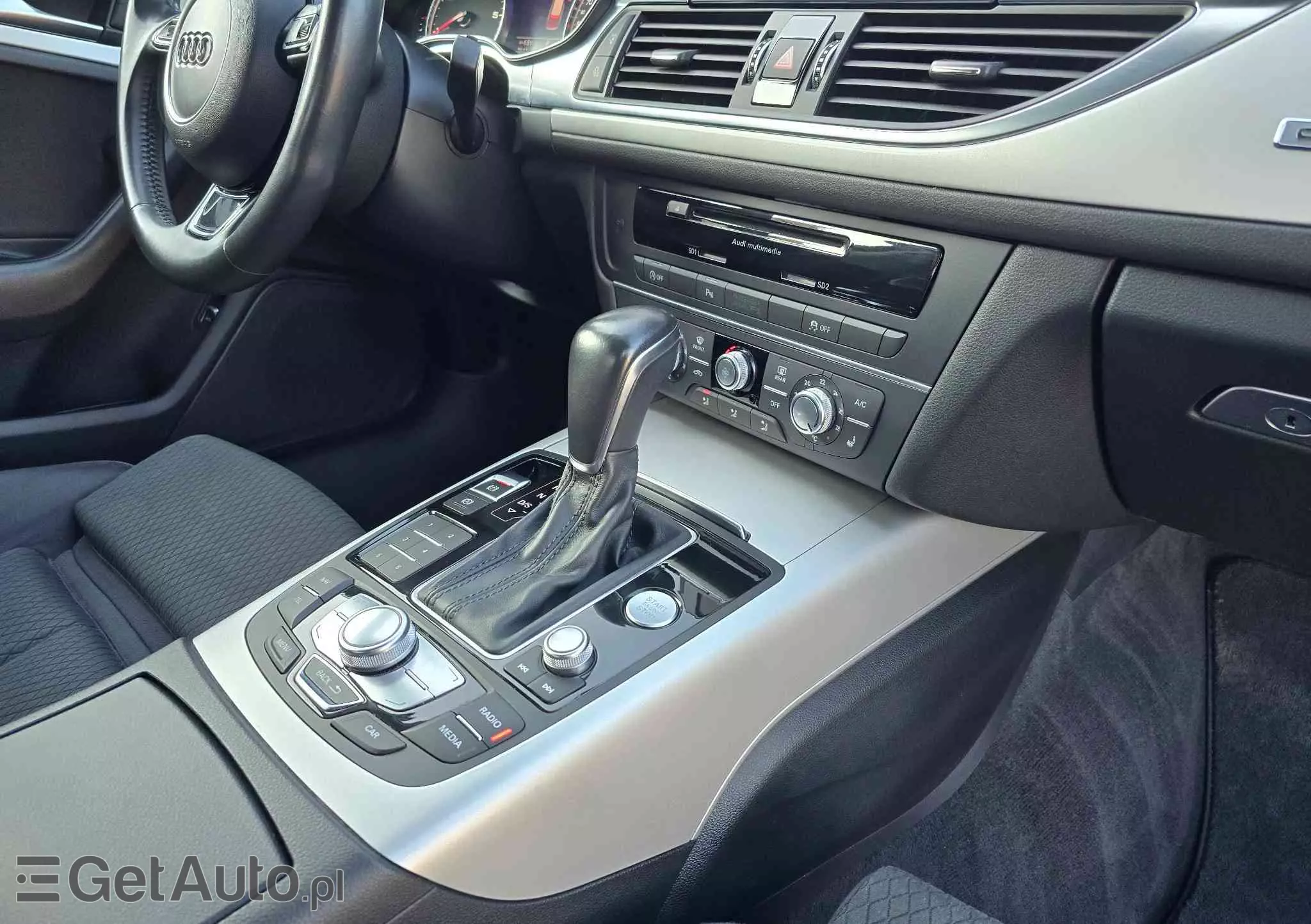 AUDI A6 Avant 2.0 TDI quattro S tronic