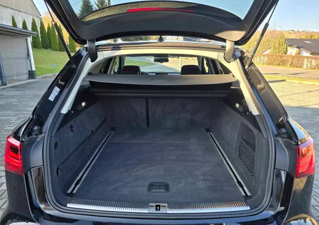 AUDI A6 Avant 2.0 TDI quattro S tronic