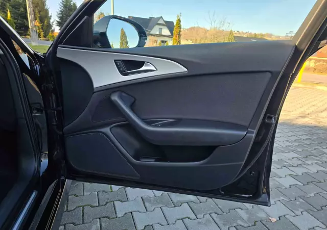 AUDI A6 Avant 2.0 TDI quattro S tronic