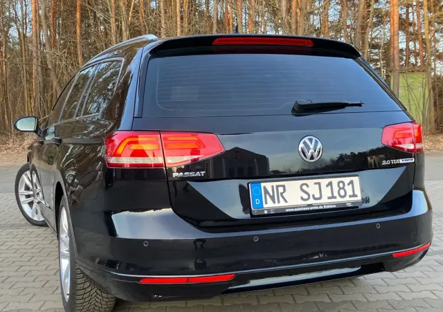 VOLKSWAGEN Passat 2.0 TDI (BlueMotion Technology) DSG Highline