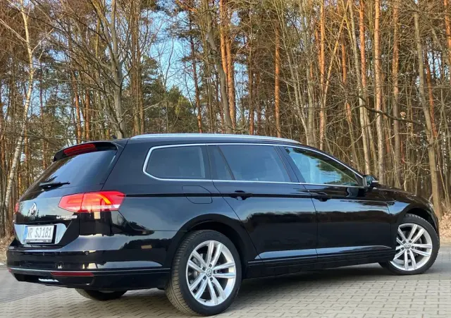 VOLKSWAGEN Passat 2.0 TDI (BlueMotion Technology) DSG Highline