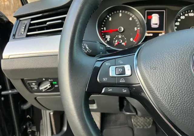 VOLKSWAGEN Passat 2.0 TDI (BlueMotion Technology) DSG Highline