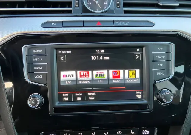 VOLKSWAGEN Passat 2.0 TDI (BlueMotion Technology) DSG Highline