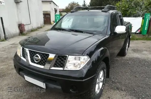 NISSAN Navara 