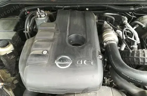 NISSAN Navara 
