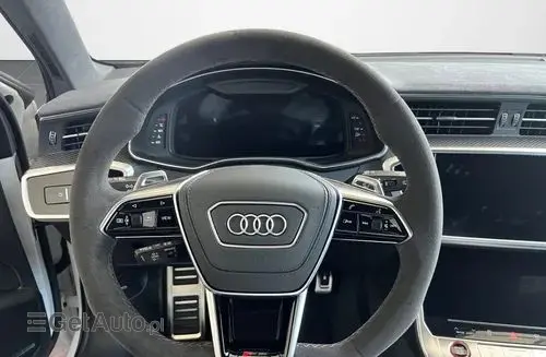 AUDI Rs6 