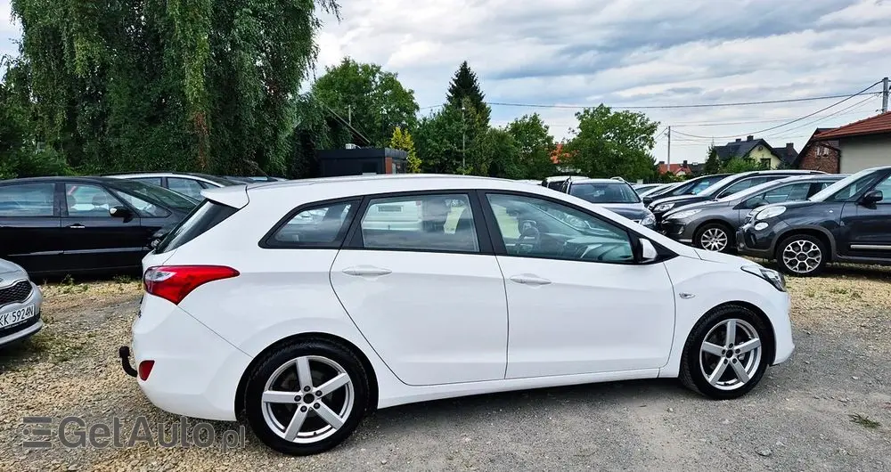 HYUNDAI I30 1.4 Intro Edition