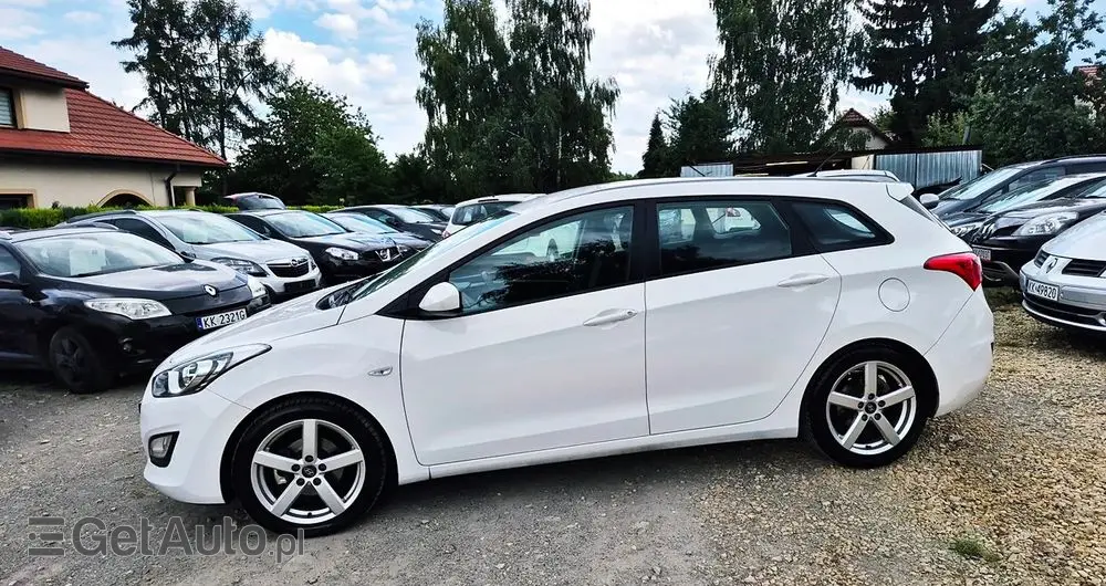 HYUNDAI I30 1.4 Intro Edition