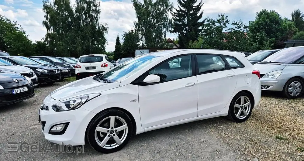 HYUNDAI I30 1.4 Intro Edition