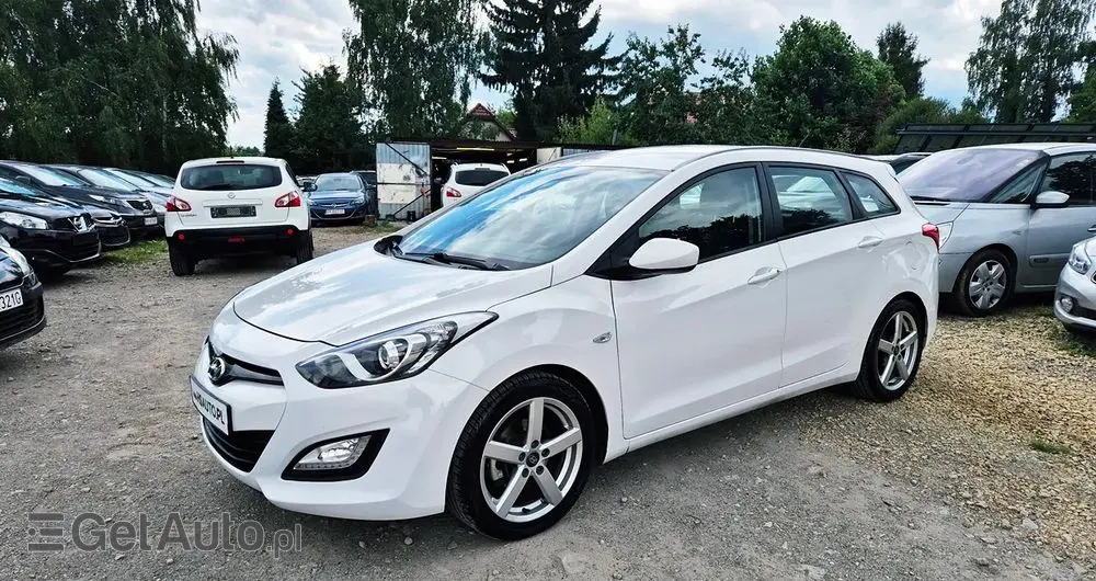 HYUNDAI I30 1.4 Intro Edition