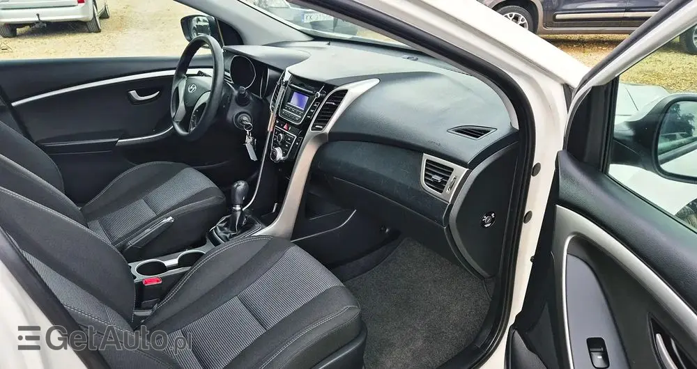 HYUNDAI I30 1.4 Intro Edition