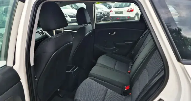 HYUNDAI I30 1.4 Intro Edition