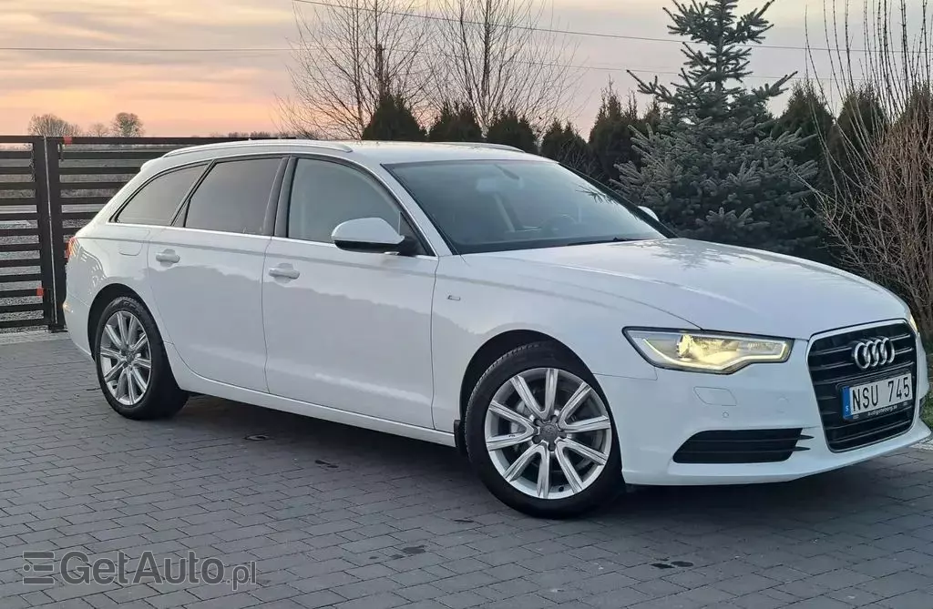 AUDI A6 