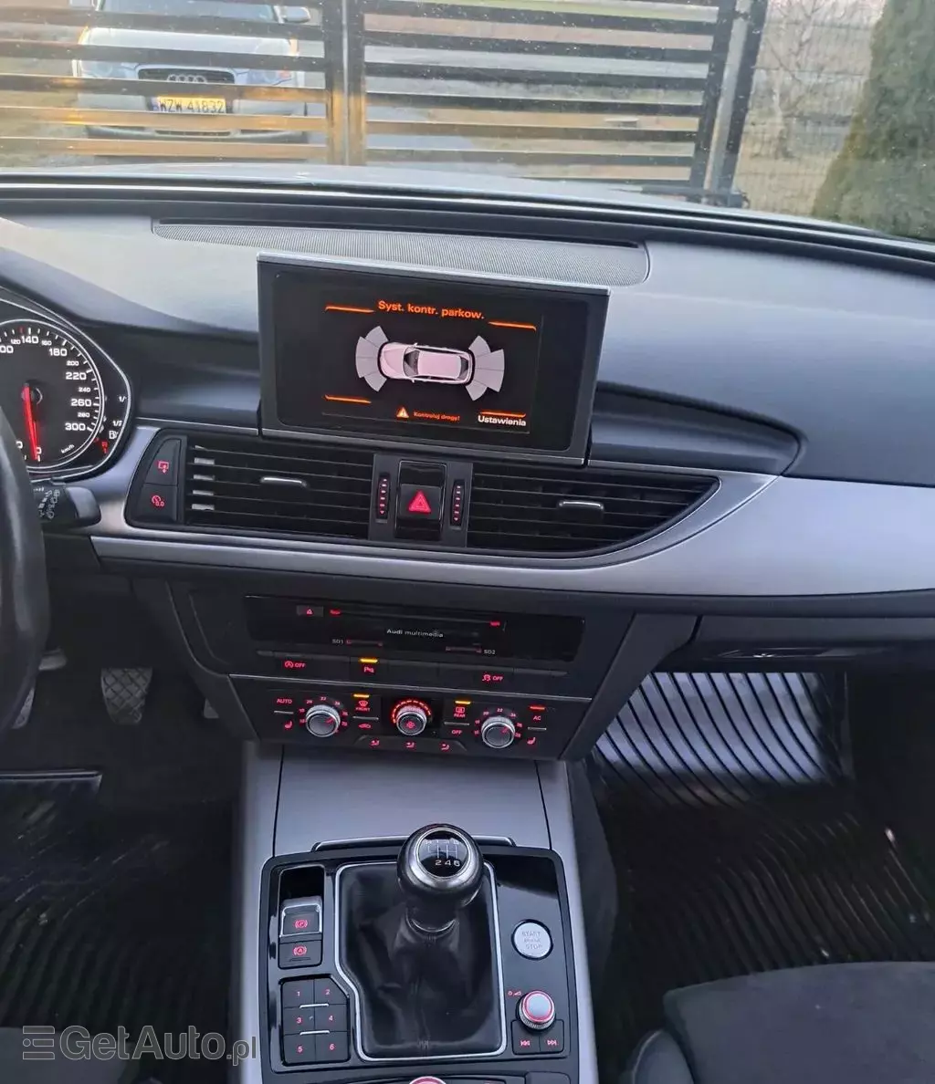 AUDI A6 