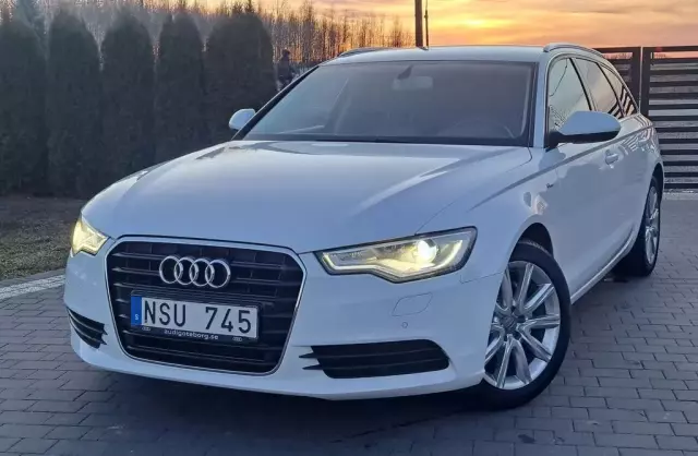 AUDI A6 
