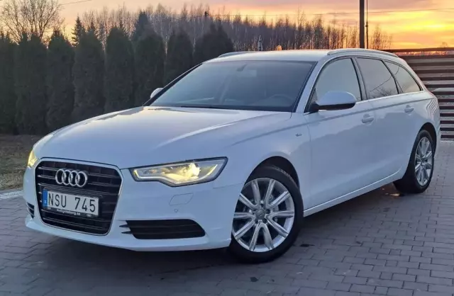 AUDI A6 
